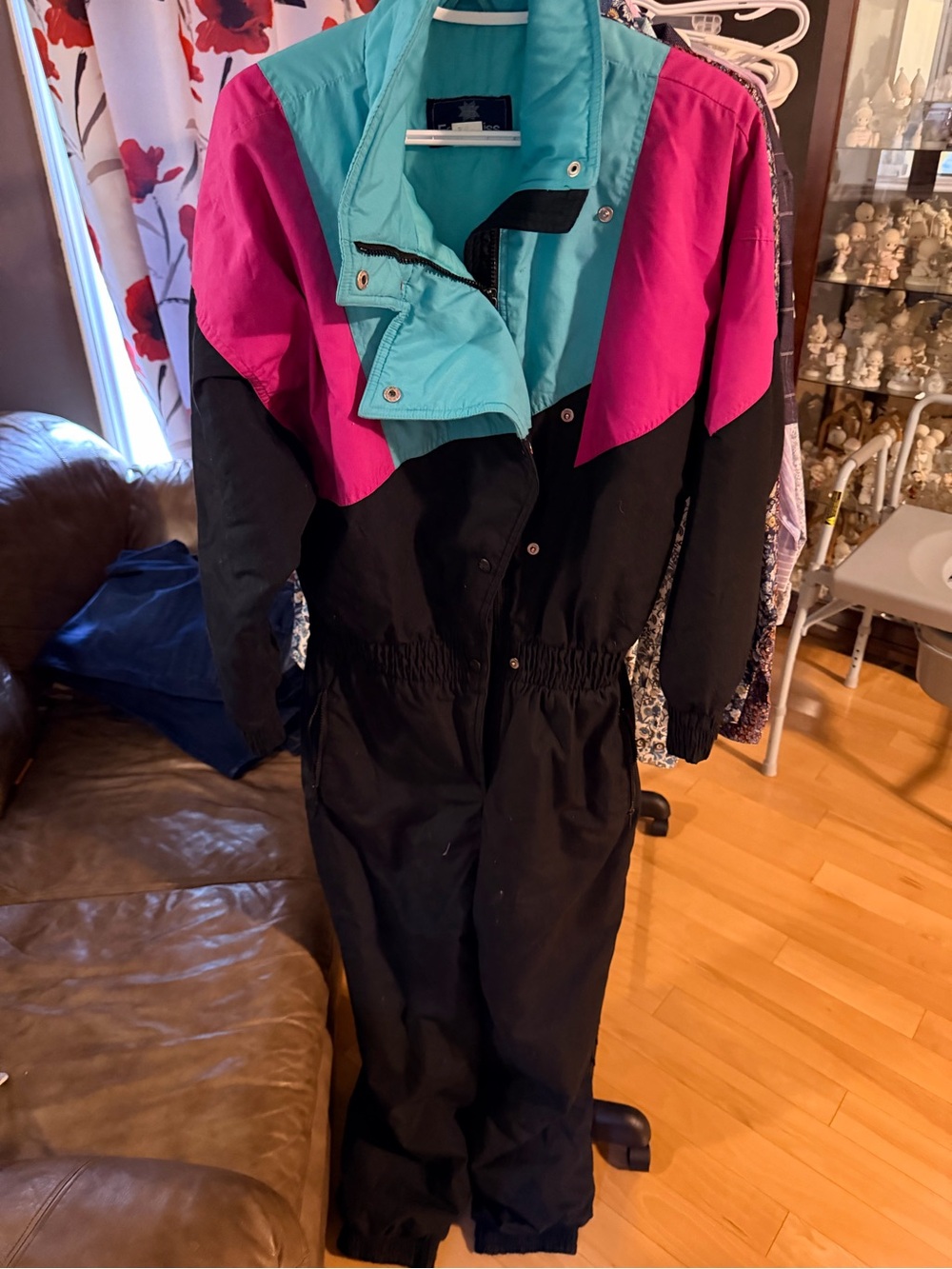 EdelWeiss Women's Colorblock Ski Jacket in Black, Teal & Magenta. Vintage